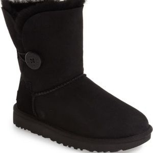 Women’s UGG Bailey Button